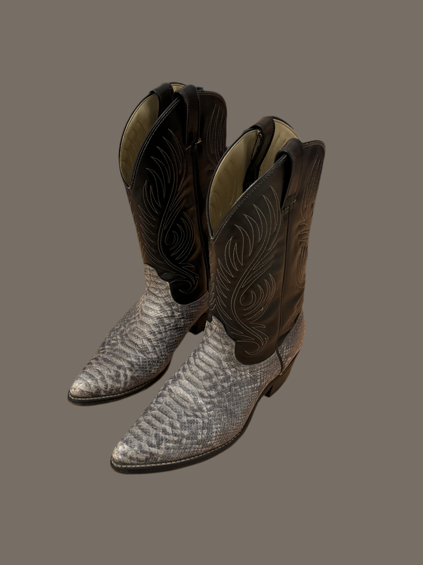 Vintage Laredo Cowboy Boots (10)