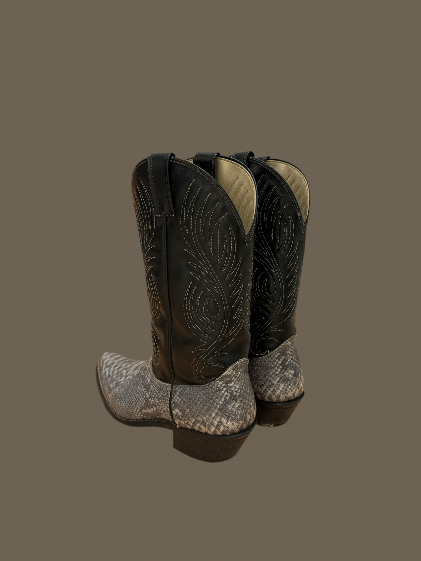 Vintage Laredo Cowboy Boots (10)